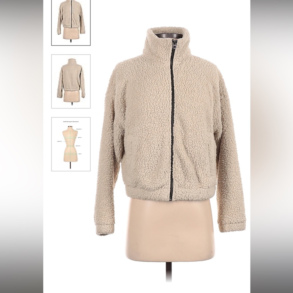 American Eagle Women's Beige Fleece Jacket